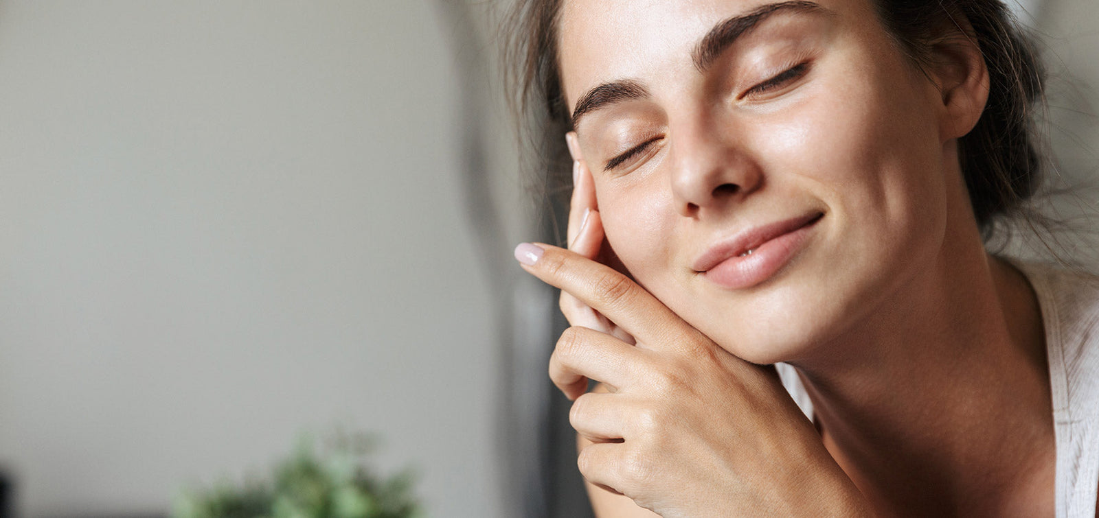 ¿Retinal o exosomas? Descubre qué activo antiedad necesita tu piel