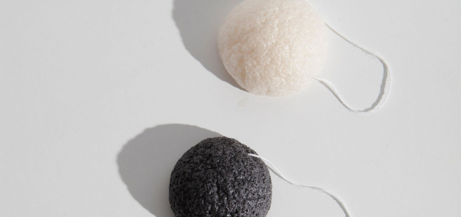 Esponja konjac Antiage vs Purifying: ¿cuál es la tuya?