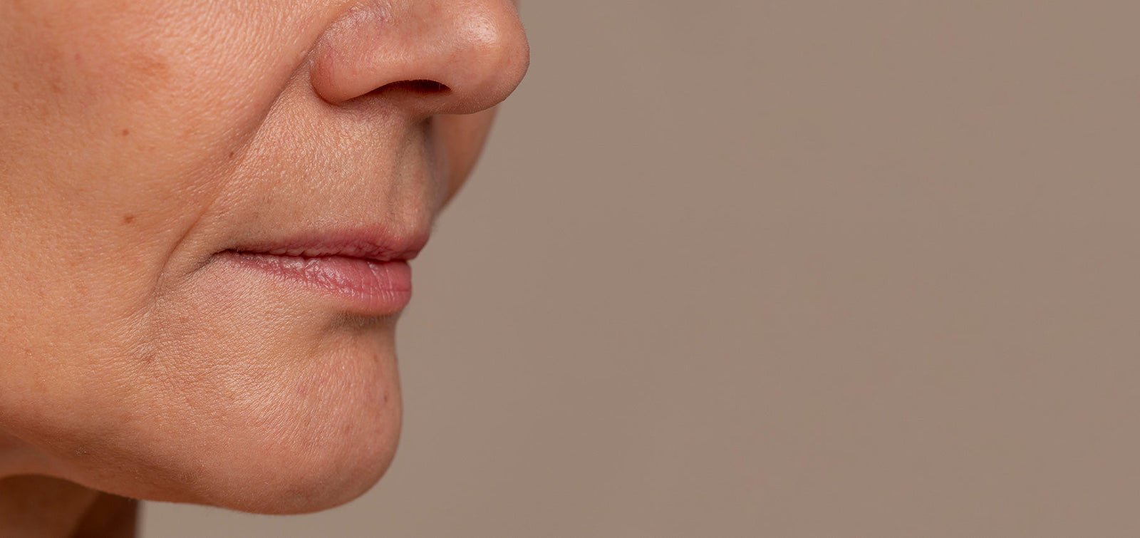 Flacidez en la piel durante la menopausia: causas, zonas afectadas y qué hacer