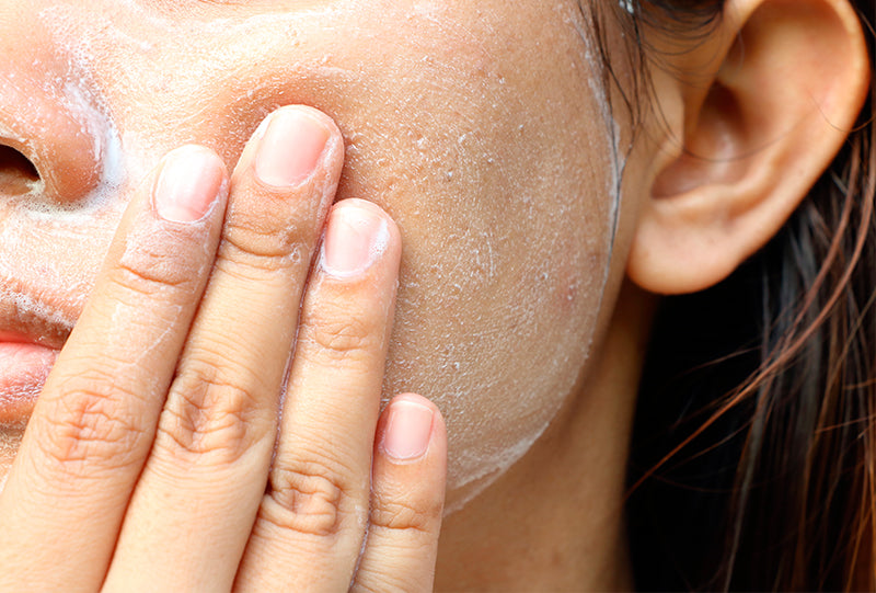 Exfoliación facial: por qué es clave en tu rutina K-beauty y cómo hacerla bien