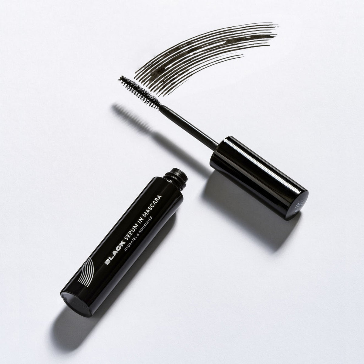 Black Serum in Mascara